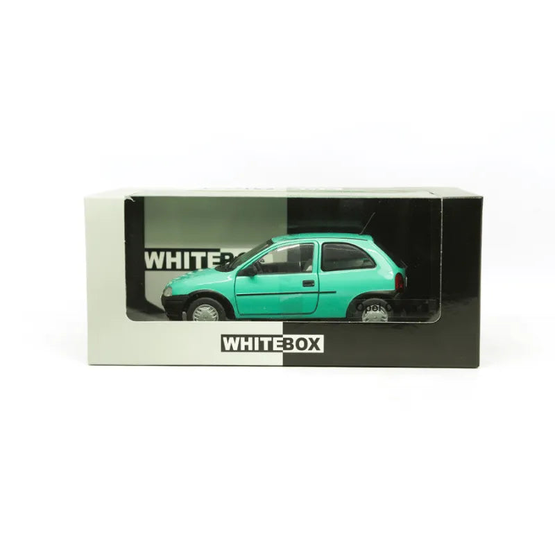 Miniatura White Box - Opel Corsa B - 1/24 - Verde