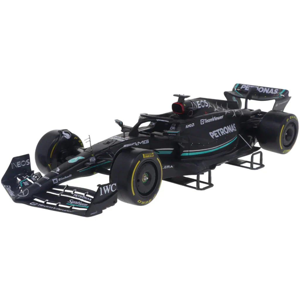 Automodelismo - Miniatura Mercedes-AMG Petronas F1 Team para Montar - Escala 1:18